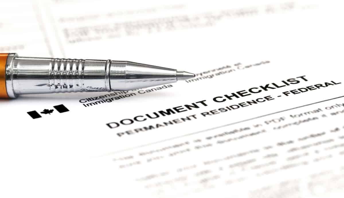 10 Essential Documents You Need to Work in Canada - Work Abroad